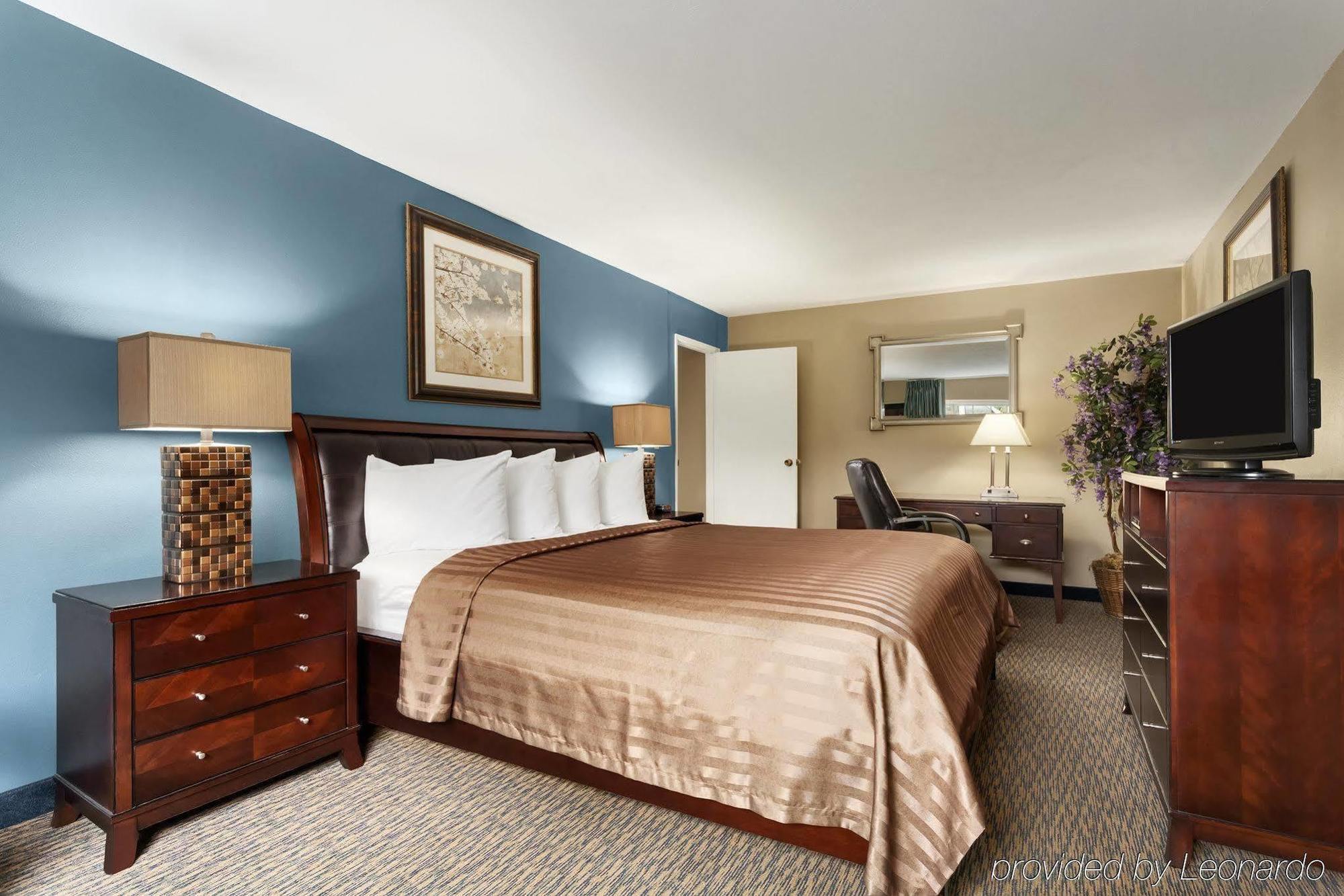 The Atwood Hotel San Diego - Seaworld/Zoo Room photo